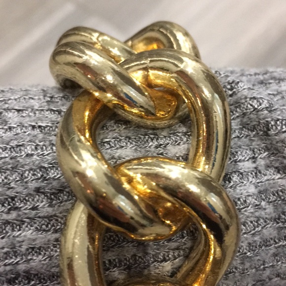 Heavy Links Gold Bracelet - Picture 5 of 5